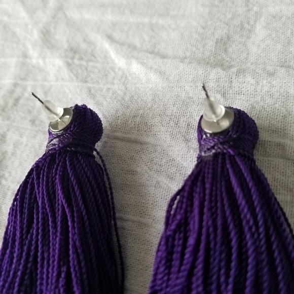 💥 Purple Tassel Post Earrings - Picture 2 of 2